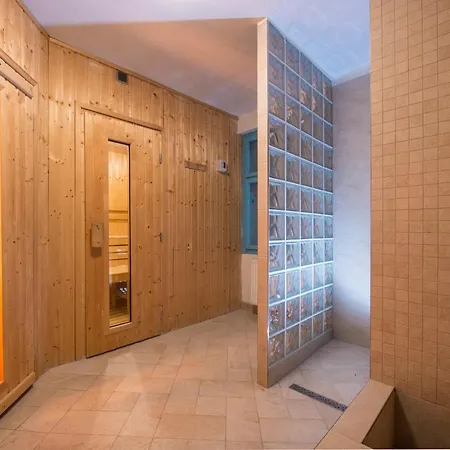 Ceresnovy Sad & Wellness Guest house 4*