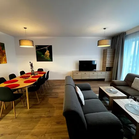 게스트하우스 Ceresnovy Sad & Wellness Dovolenkovy Dom 4*