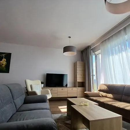 Dovolenkovy Dom Ceresnovy Sad 게스트하우스 4*