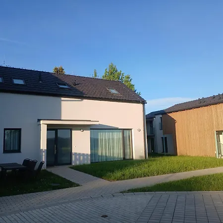 게스트하우스 Ceresnovy Sad & Wellness Dovolenkovy Dom Vysoké Tatry